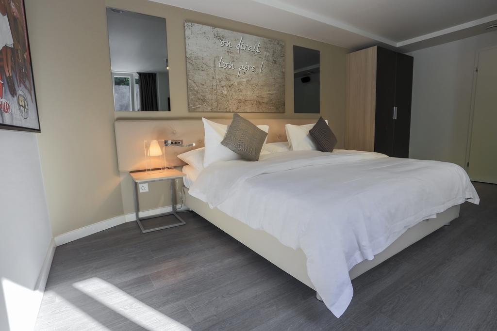 Chez Maman & Restaurant Hotel 3*